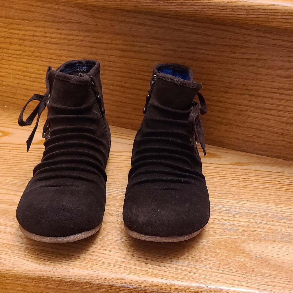 Suede booties - Picture 2 of 4